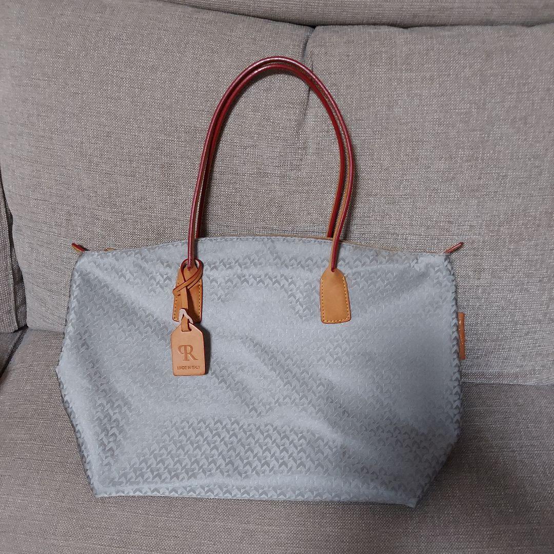 ロベルタピエリ　 グレー ナイロン×革　ショルダーバッグ　イタリア製