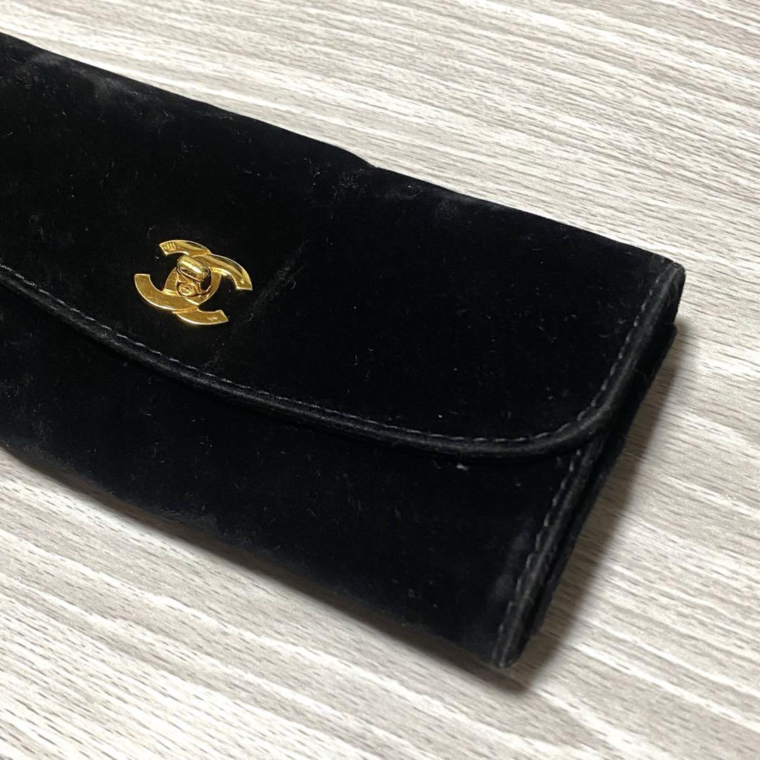 CHANEL シャネル ブラシケース ココマーク ターンロック 小物入れ 画像3