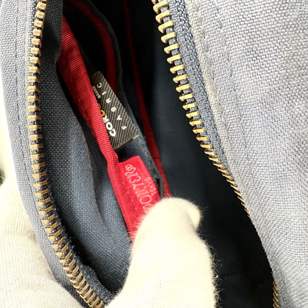 コラボ ボディバッグ