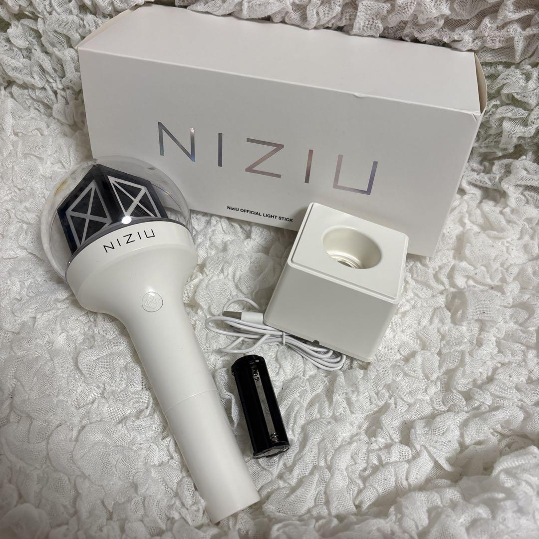 NiziU ペンライト