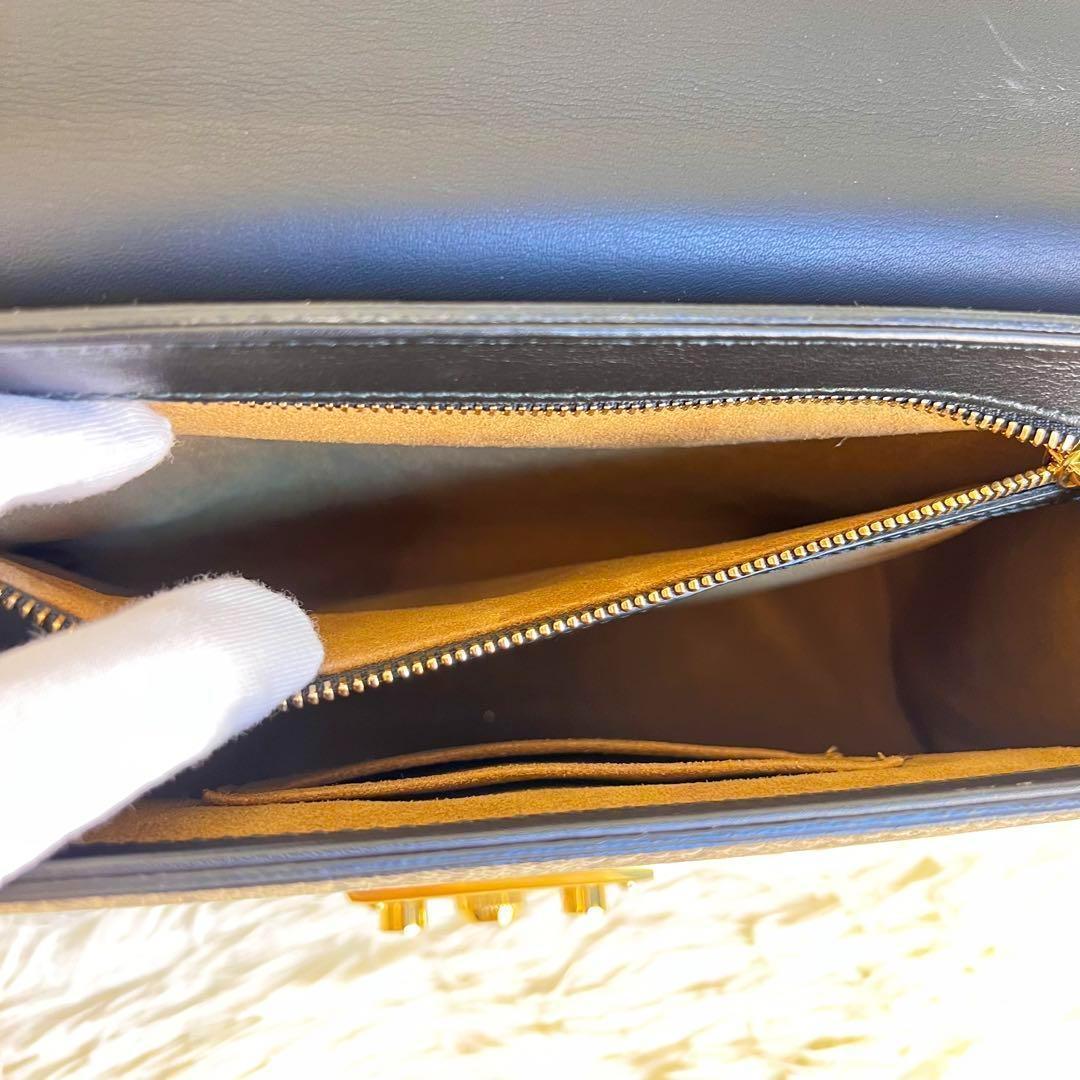 極美品・希少サイズ・付属品あり✨GUCCI チェーンショルダーバック パドロック