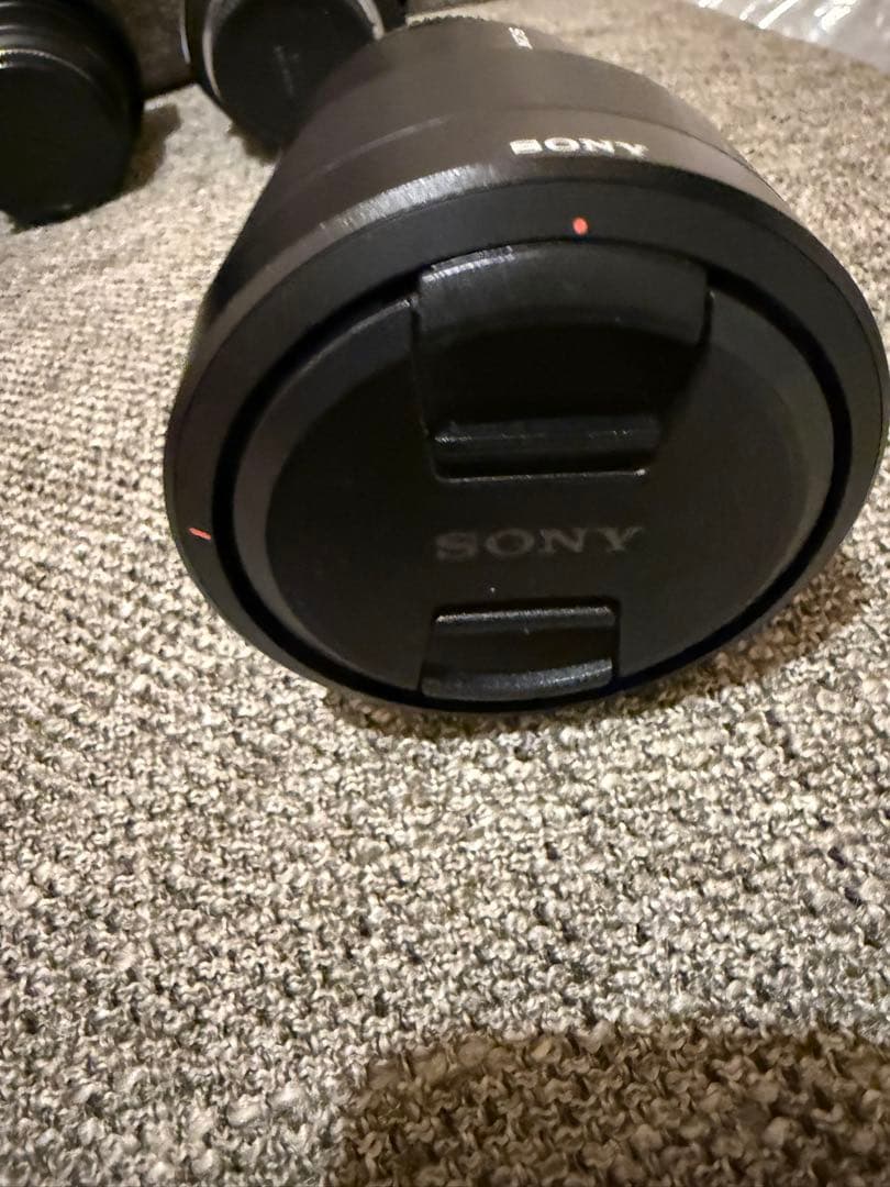 SONY Carl Zeiss Vario-Tessar (SEL2470Z) SONY Carl Zeiss Vario-Tessar (SEL2470Z)