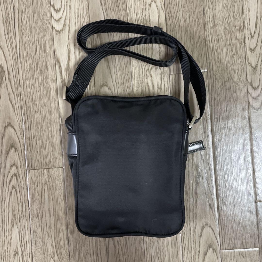 【本日まで】美品PRADA プラダ ショルダーバッグ クロスボディ ナイロン 画像2