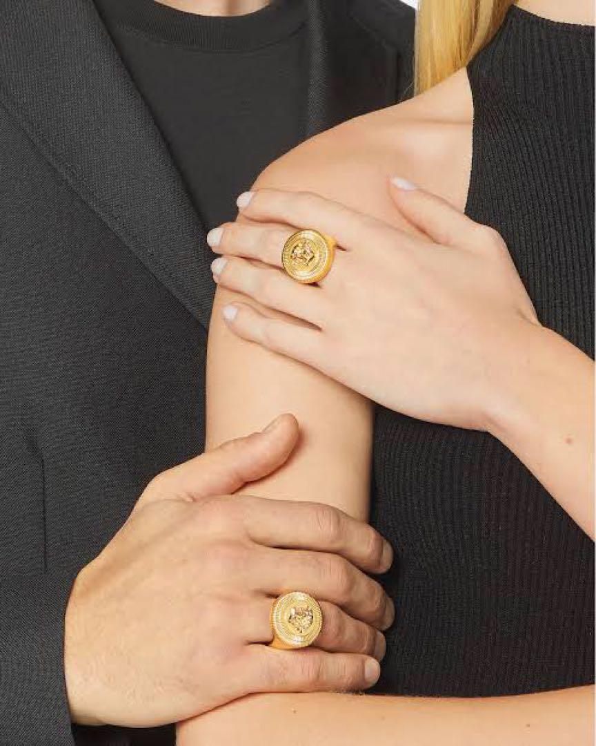 【新品未使用】VERSACE 15号　ゴールド　指輪　メドゥーサリングアクセサリー