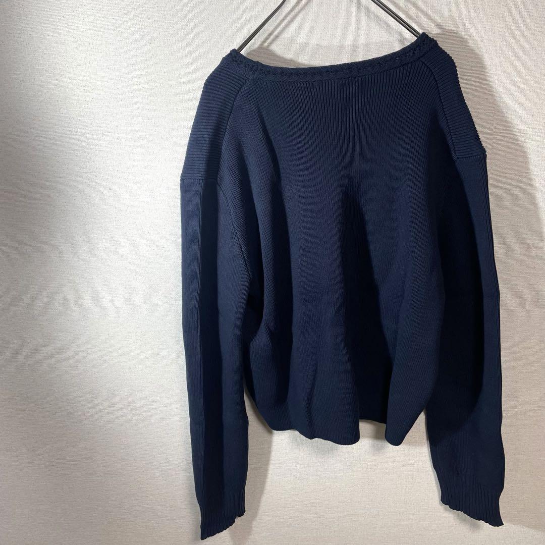 ゴールドボタンニット
