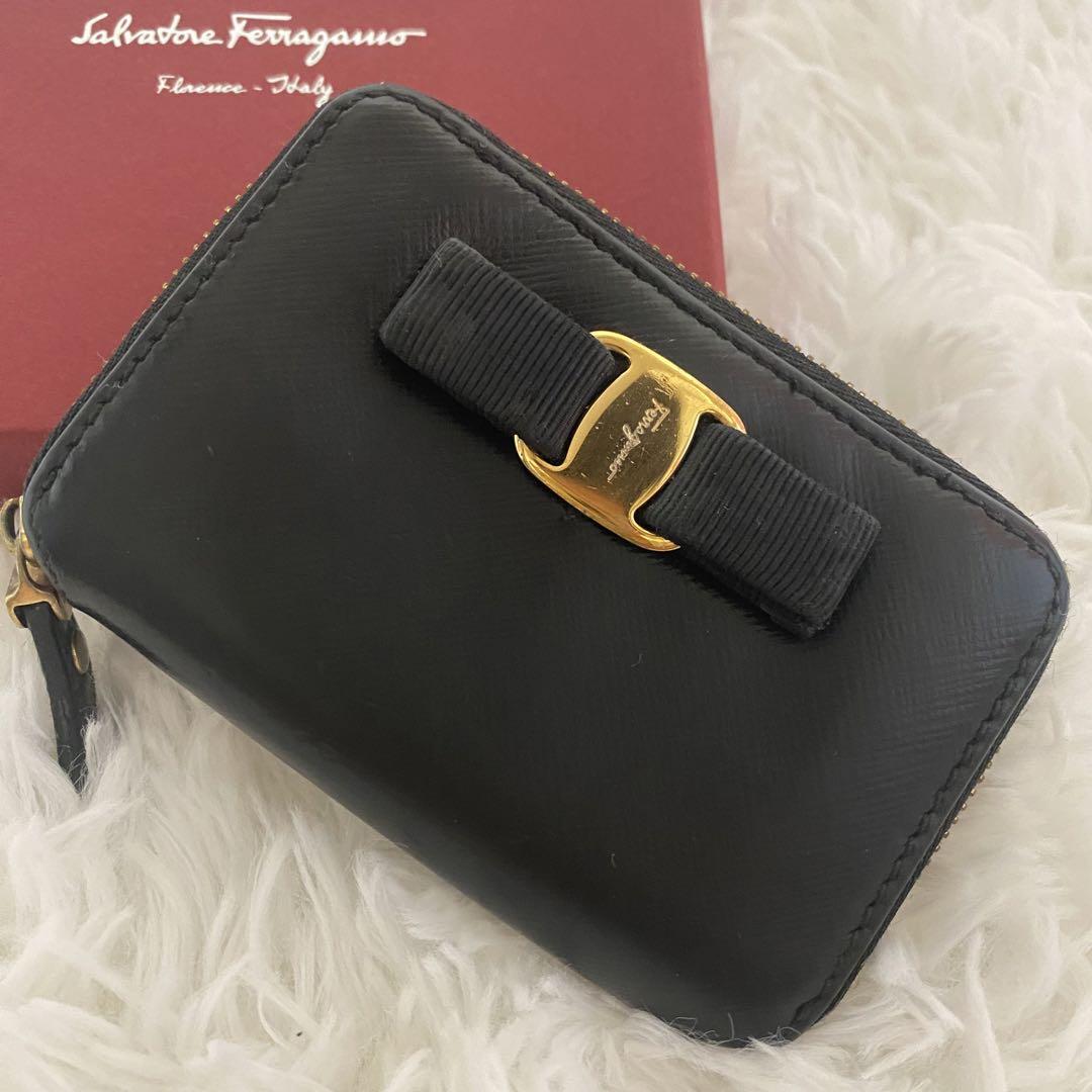 ✨未使用に近い✨ Ferragamo コインケース ヴァラリボン ラウンド-