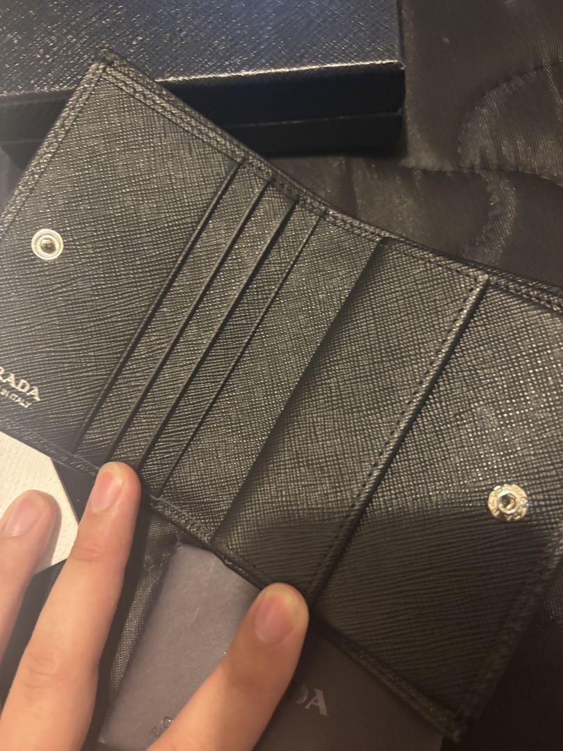 PRADA プラダ サフィアーノ 二つ折り 財布 シルバー