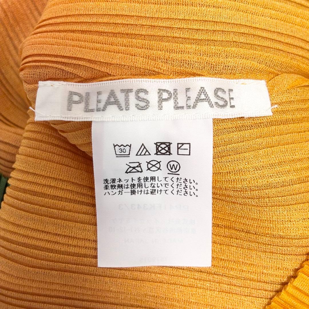 美品　近年モデル　プリーツプリーズ　長袖　変形　カットソー　グラデーション　3