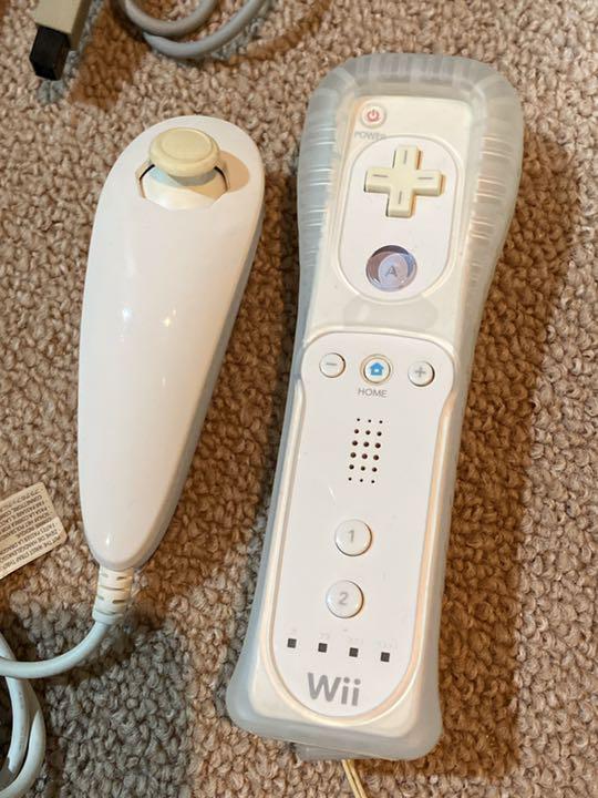 Nintendo Wii 本体 付属品全て Wii Fitソフト付き - メルカリ