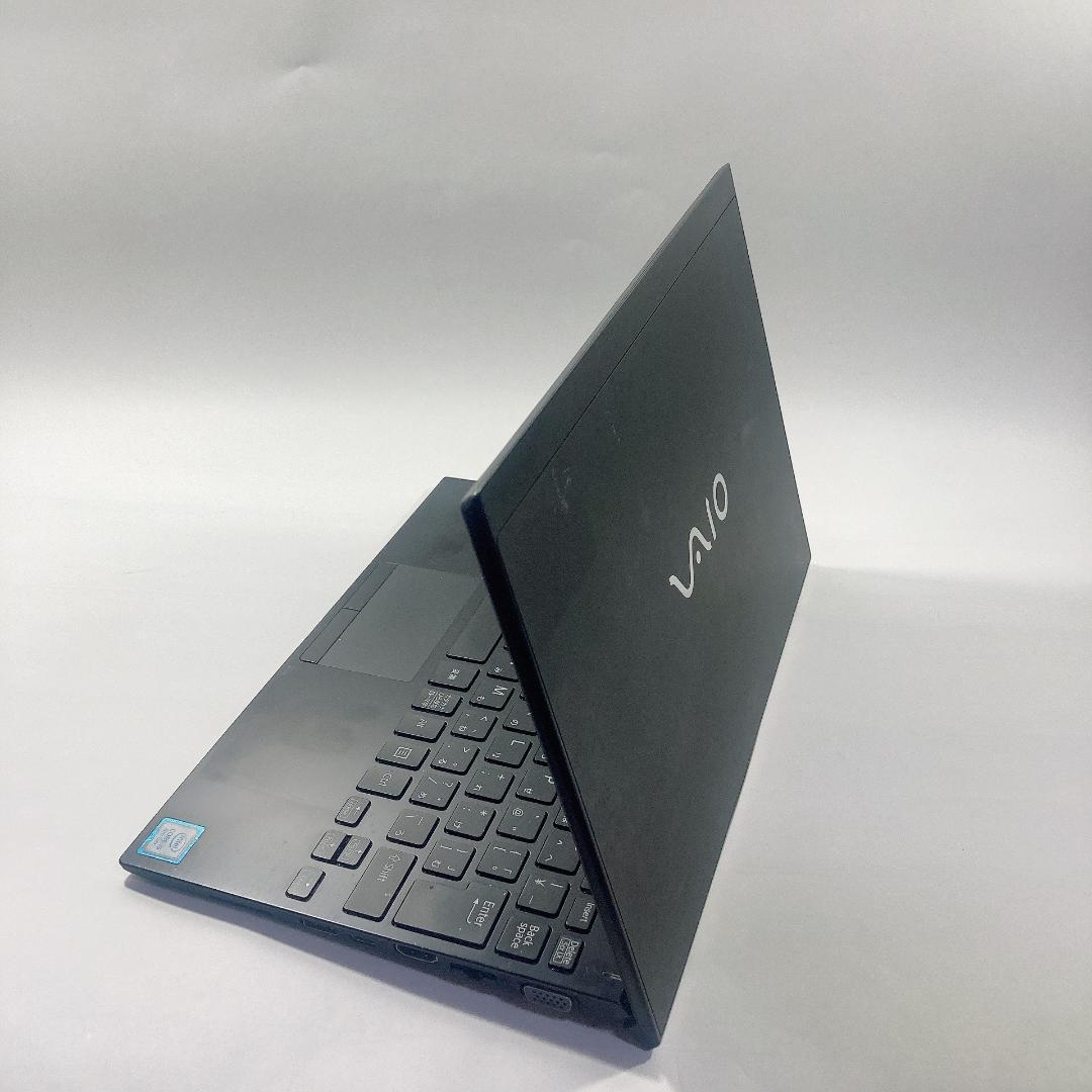 m6✨8世代 快適 /Core i5 / 爆速SSD✨すぐ使えるノートパソコン