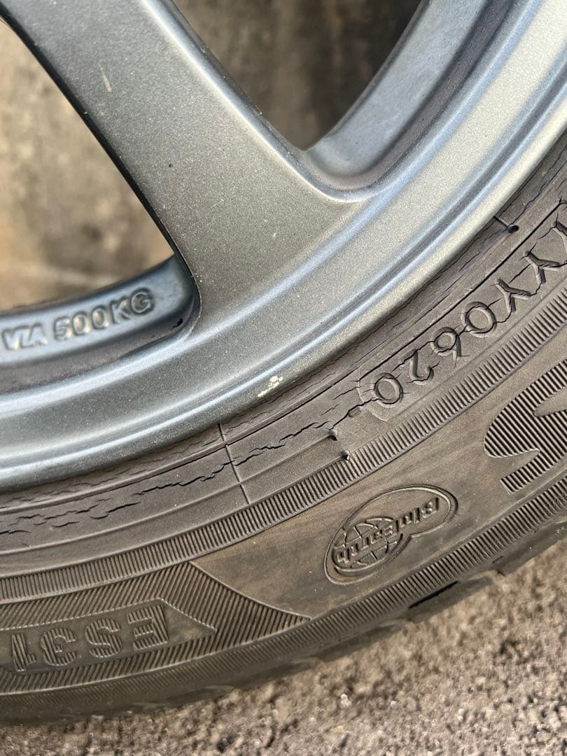 タイヤホイールセット傷や汚れあり