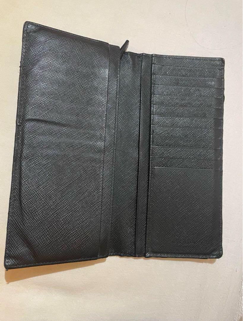 PRADA ブラック 二つ折り財布