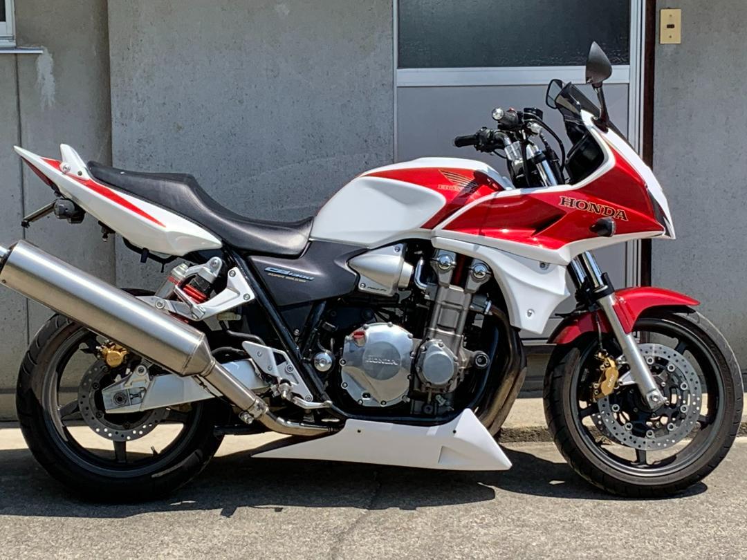 CB1300SF/SB SC54 SC40 アンダーカウル（ステー付き）