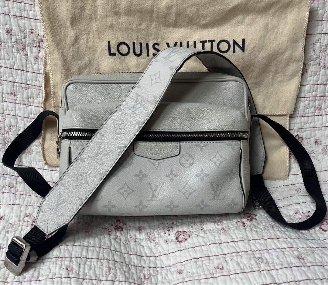 Louis Vuitton タイガラマアウトドアメッセンジャーPM ルイ・ヴィトン(LOUIS VUITTON)ルイヴィトン タイガ ラマ
