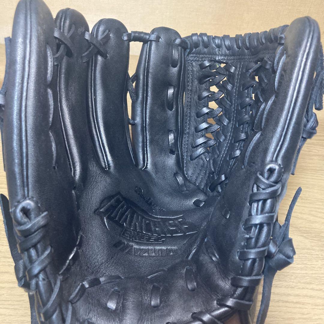 Mizuno SteerSoft 軟式グラブ サウスポー　ブラック ブルーロゴ
