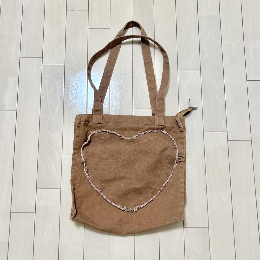 Acne Studios ハートモチーフ トートバッグ