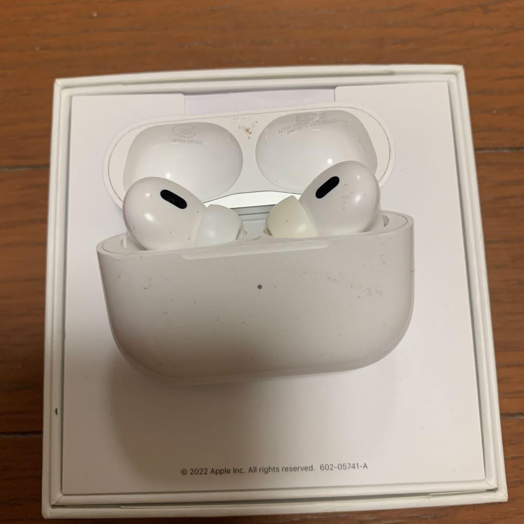 Apple AirPods Pro 第2世代　lightning