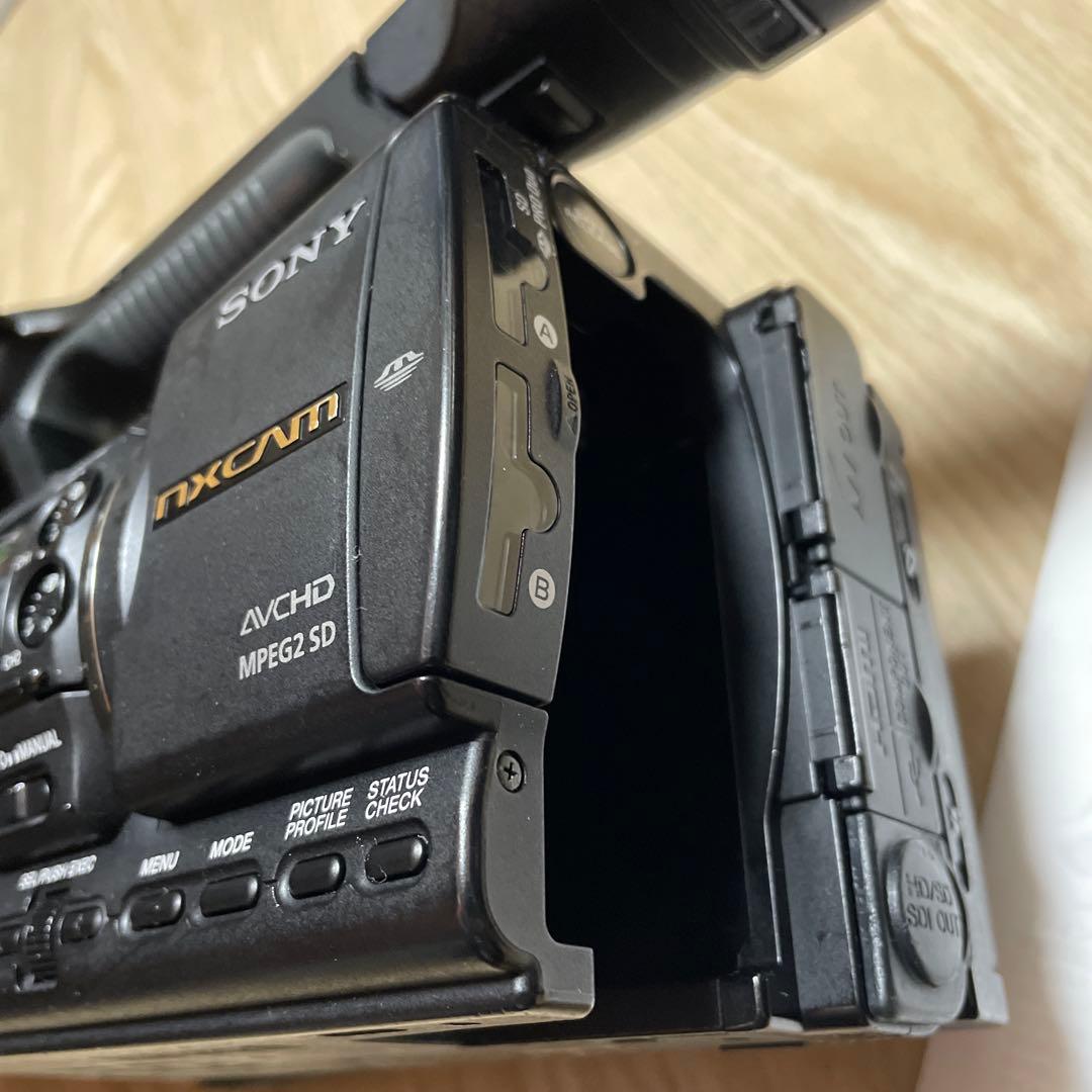 SONY HXR-NX5J 業務用ビデオカメラ本体 - メルカリ