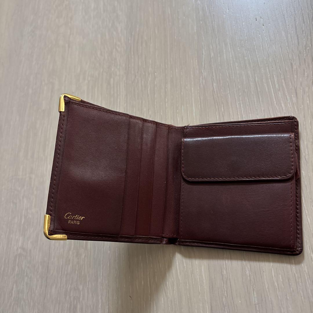 カルティエ　マストライン　レザー二つ折り財布 ワインカラー