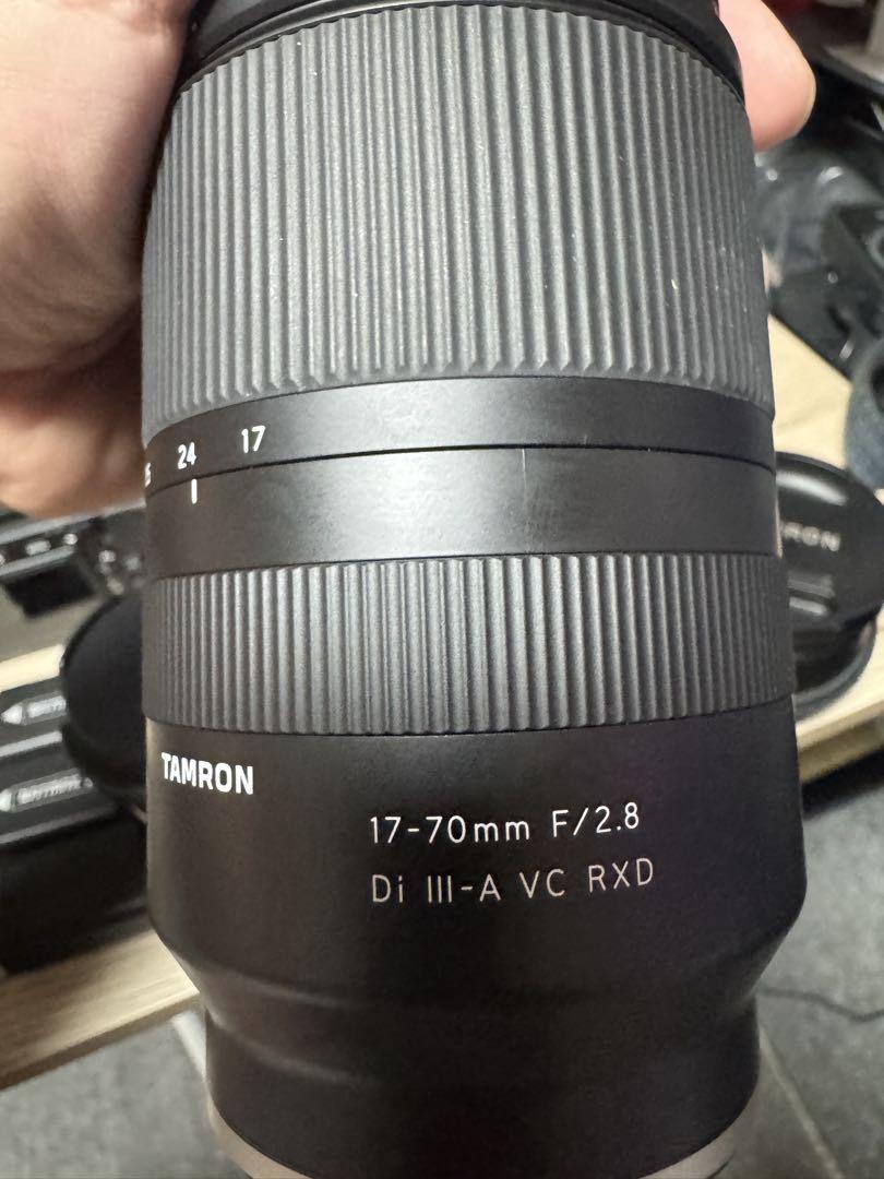 OUTLET SALE- 訳あり品など大放出 総額20万以上α6400ボディタムロン神レンズ➕魚眼、単焦点レンズ デジタルカメラ