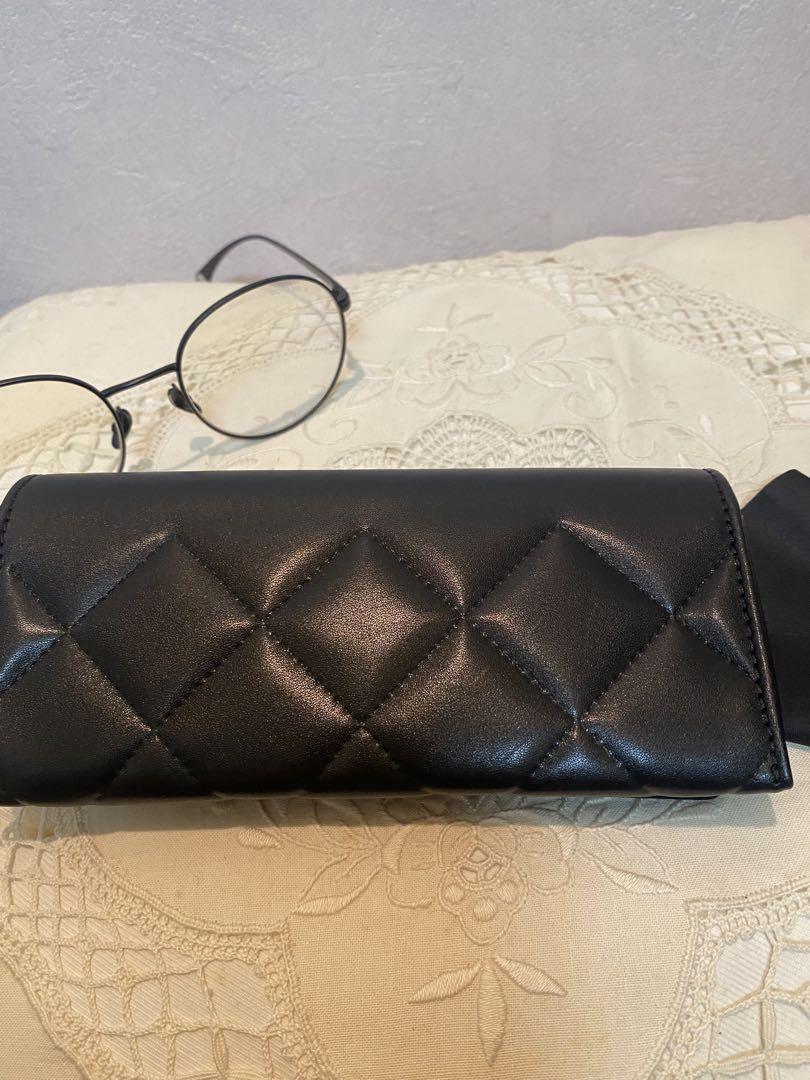 CHANEL オーバルサングラス