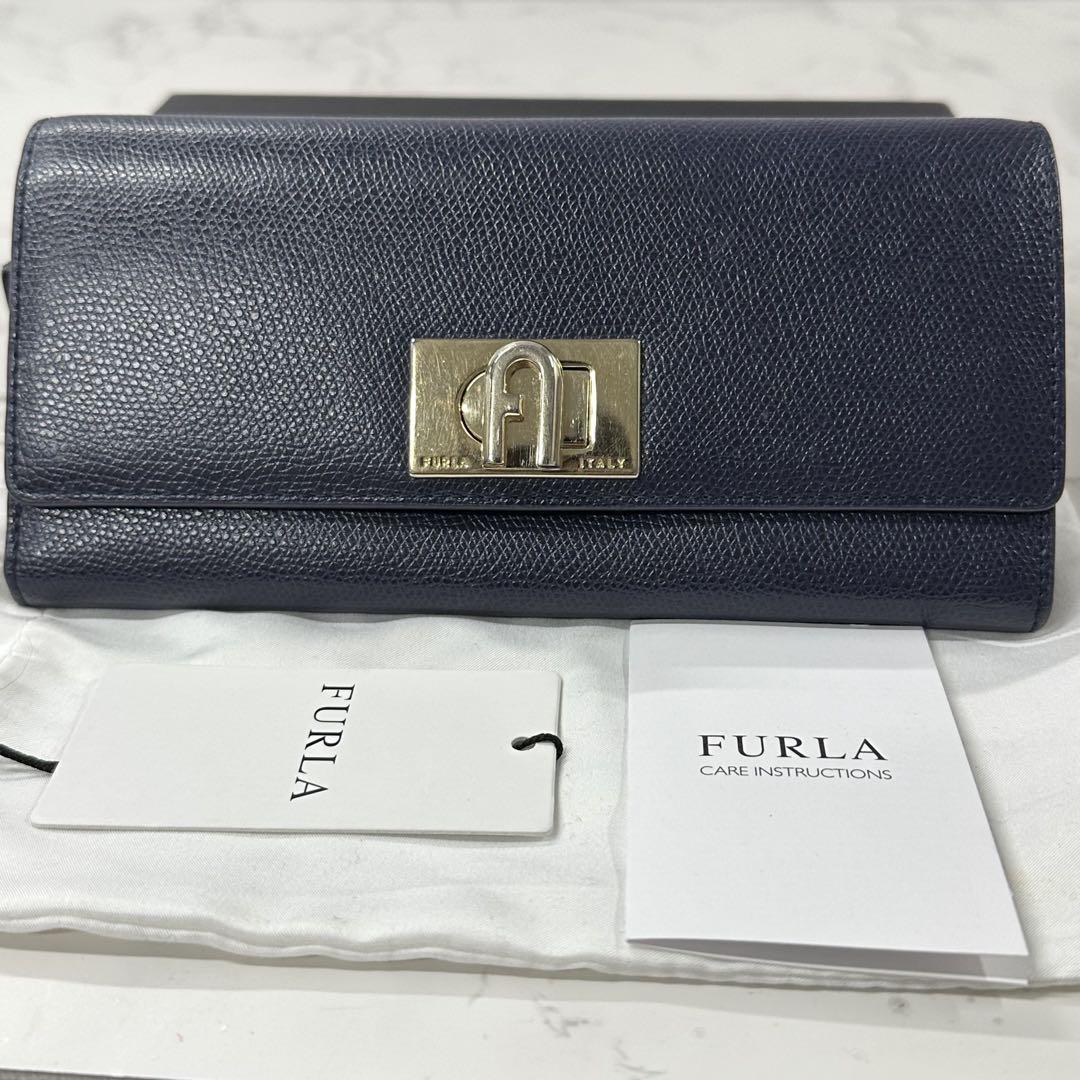 新品同様‼️ フルラ　FURLA 財布　長財布　ターンロック　コンチネンタル