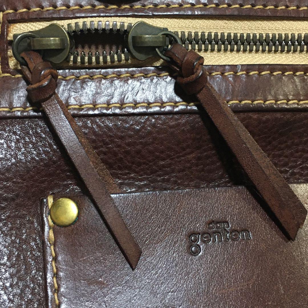 【 genten 】サコッシュ ショルダーバッグ 薄型　稀少品