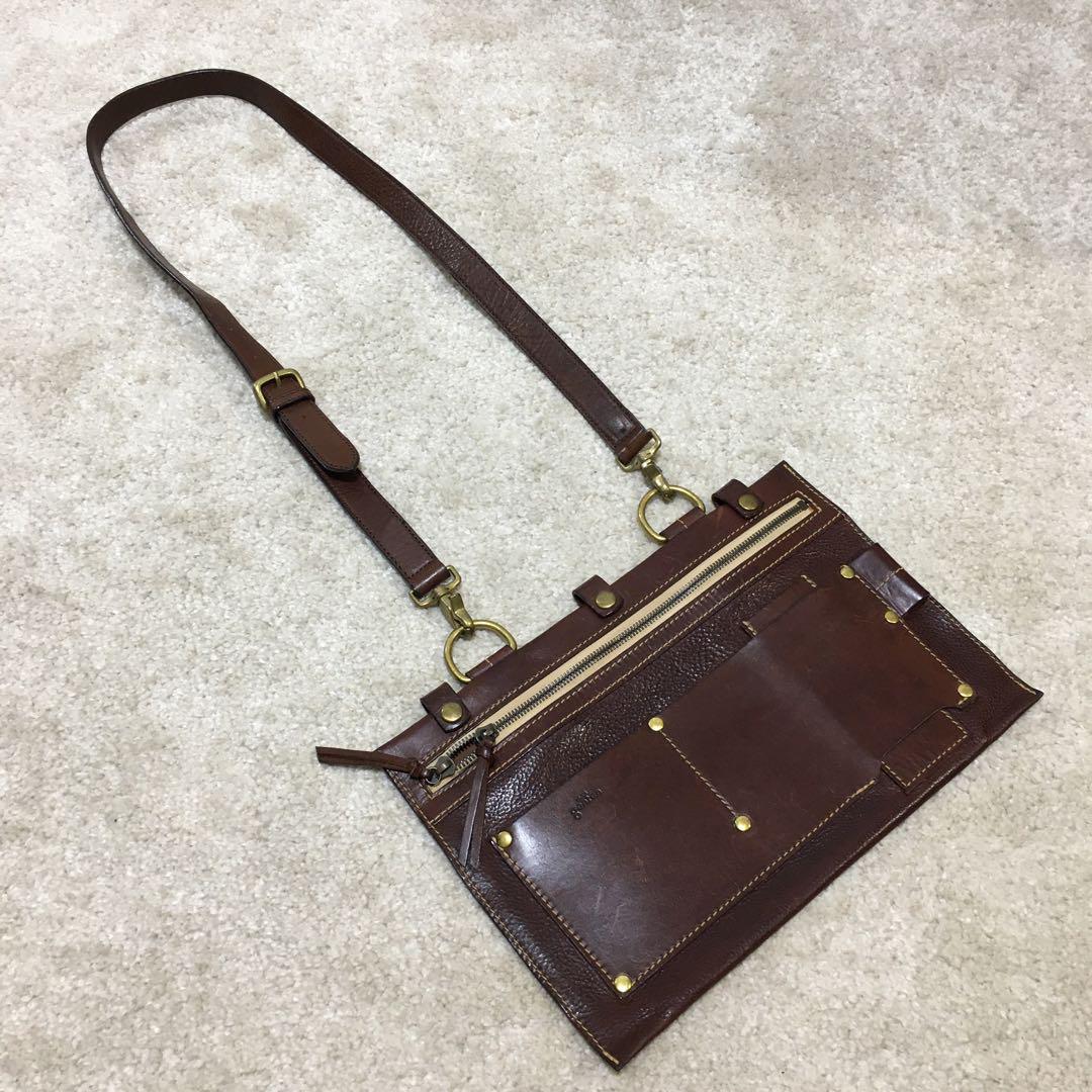 【 genten 】サコッシュ ショルダーバッグ 薄型　稀少品