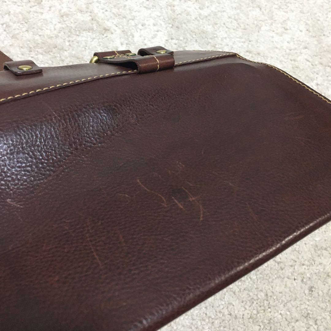 【 genten 】サコッシュ ショルダーバッグ 薄型　稀少品