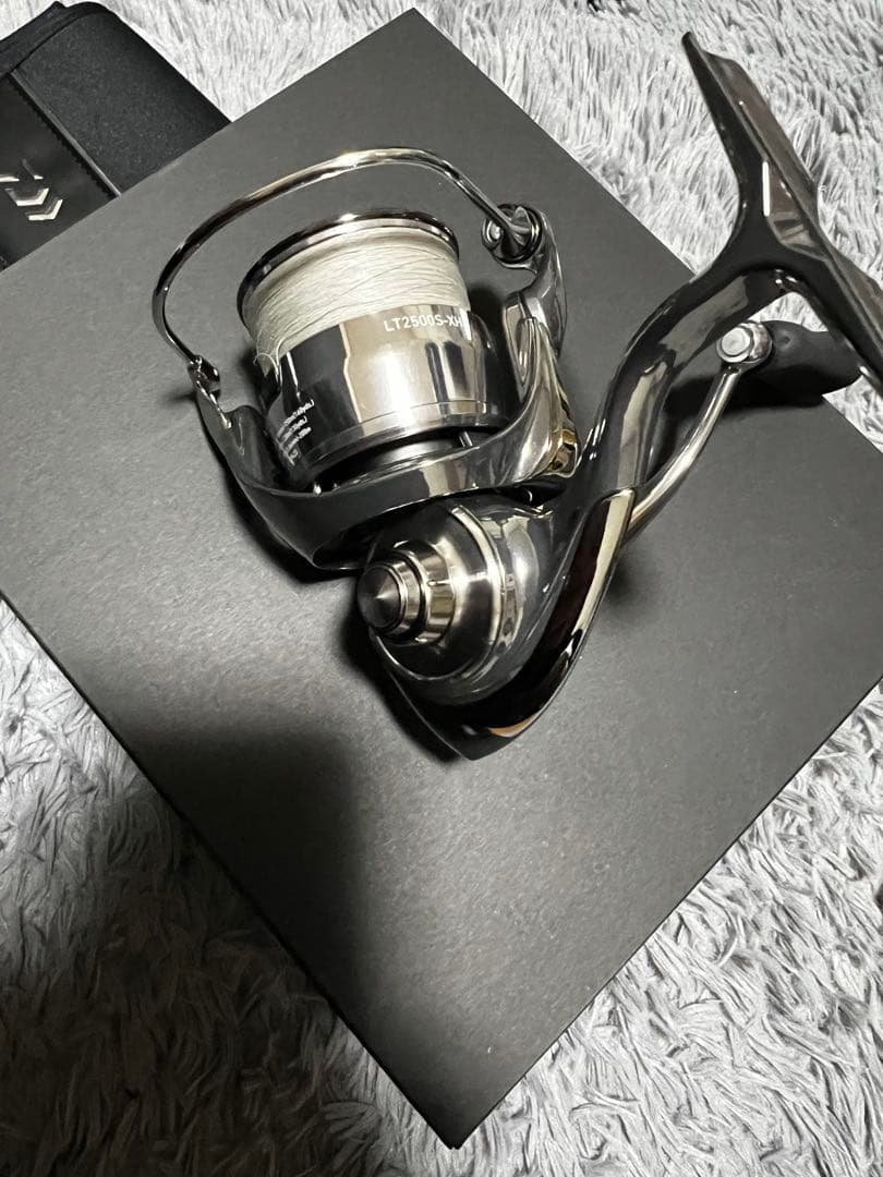 Daiwa イグジスト LT2500S-XH スピニングリールDAIWA OLIVEOS_COM_TR