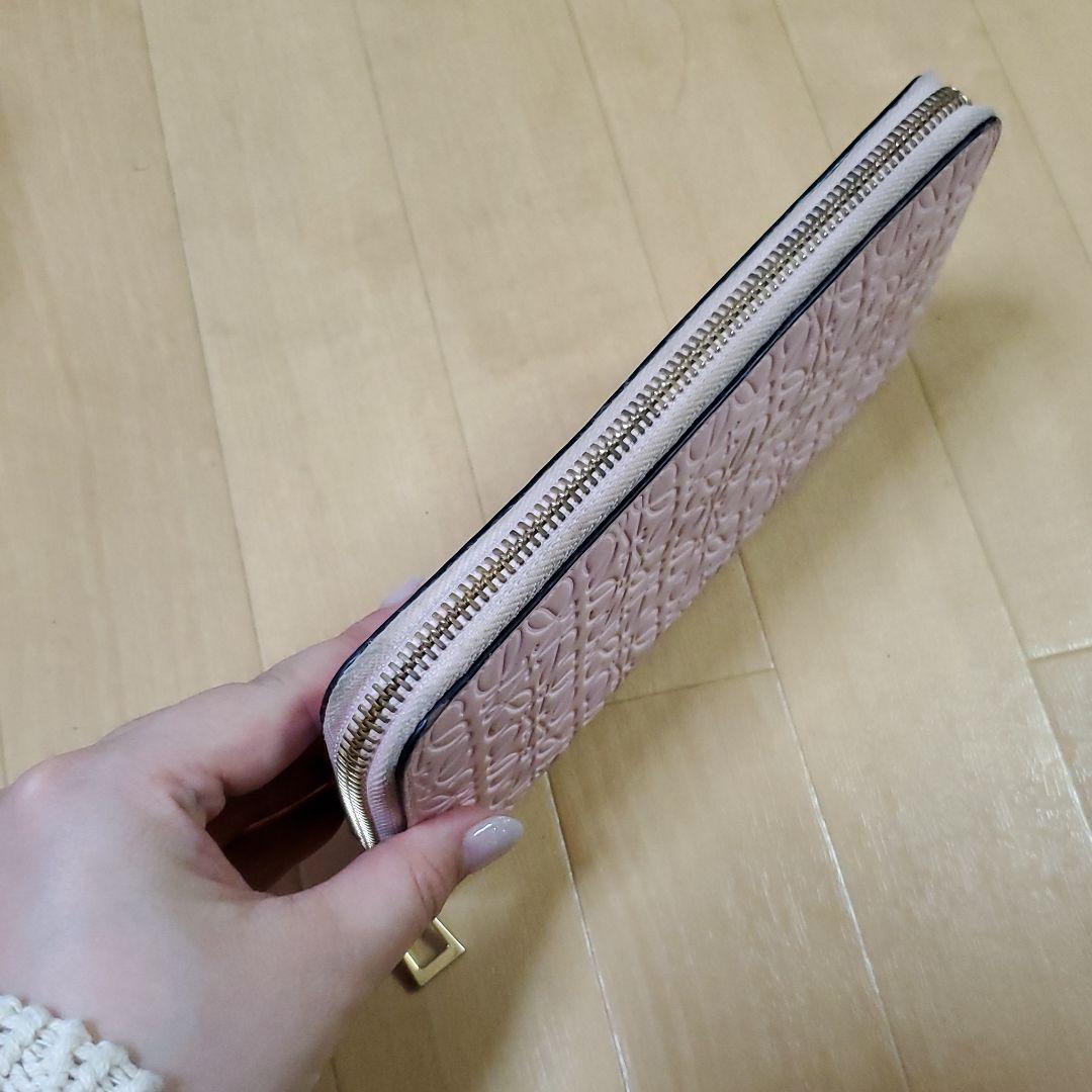 LOEWE　長財布