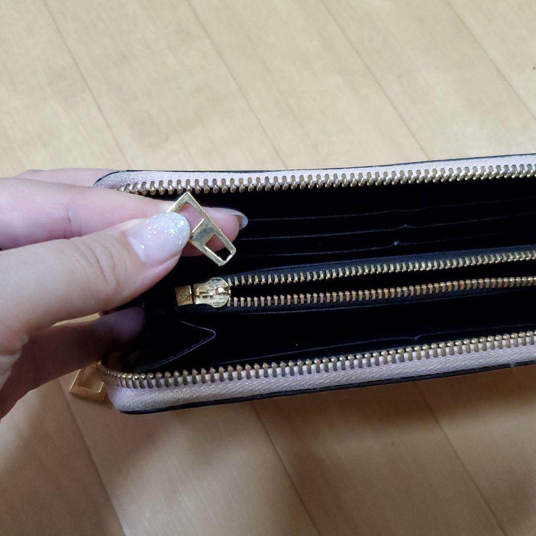 LOEWE　長財布