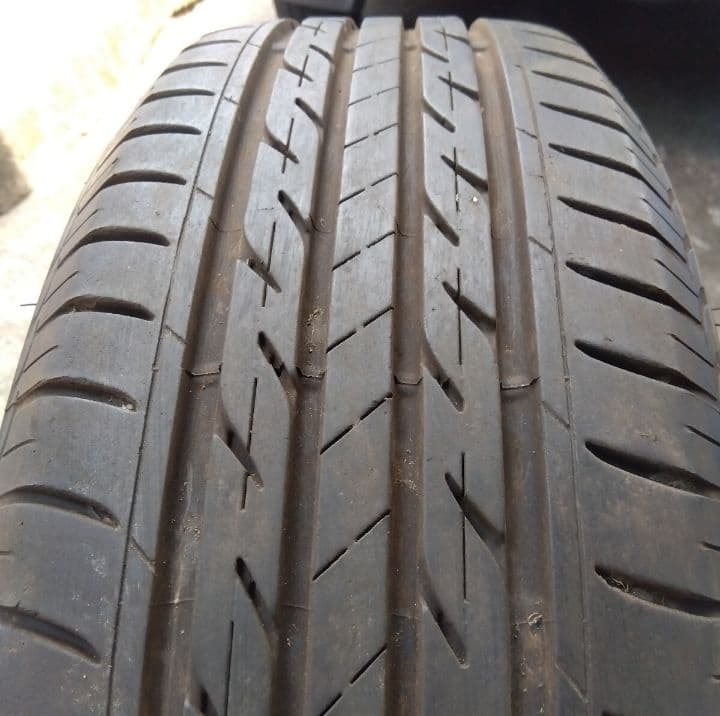 ブリヂストンネクストリー195/65R15 PCD114.3 5H 6J+52 ブリヂストンネクストリー195/65R15 PCD114.3 5H 6J+52