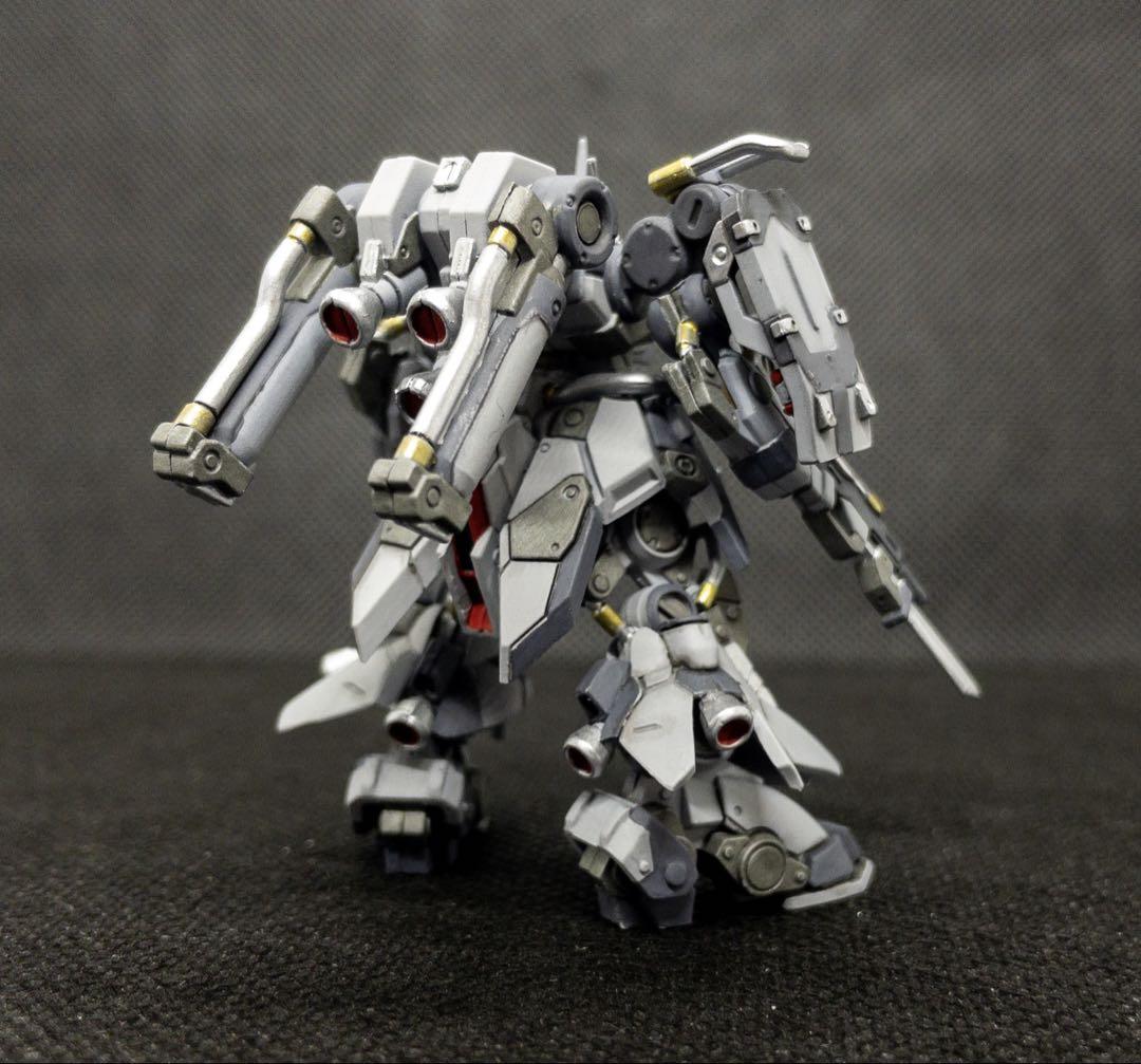 ガンダムアーティファクト ザクⅢ 塗装済み 完成品 ケース付き ガンダムアーティファクト ザクⅢ 塗装済み 完成品 ケース付き
