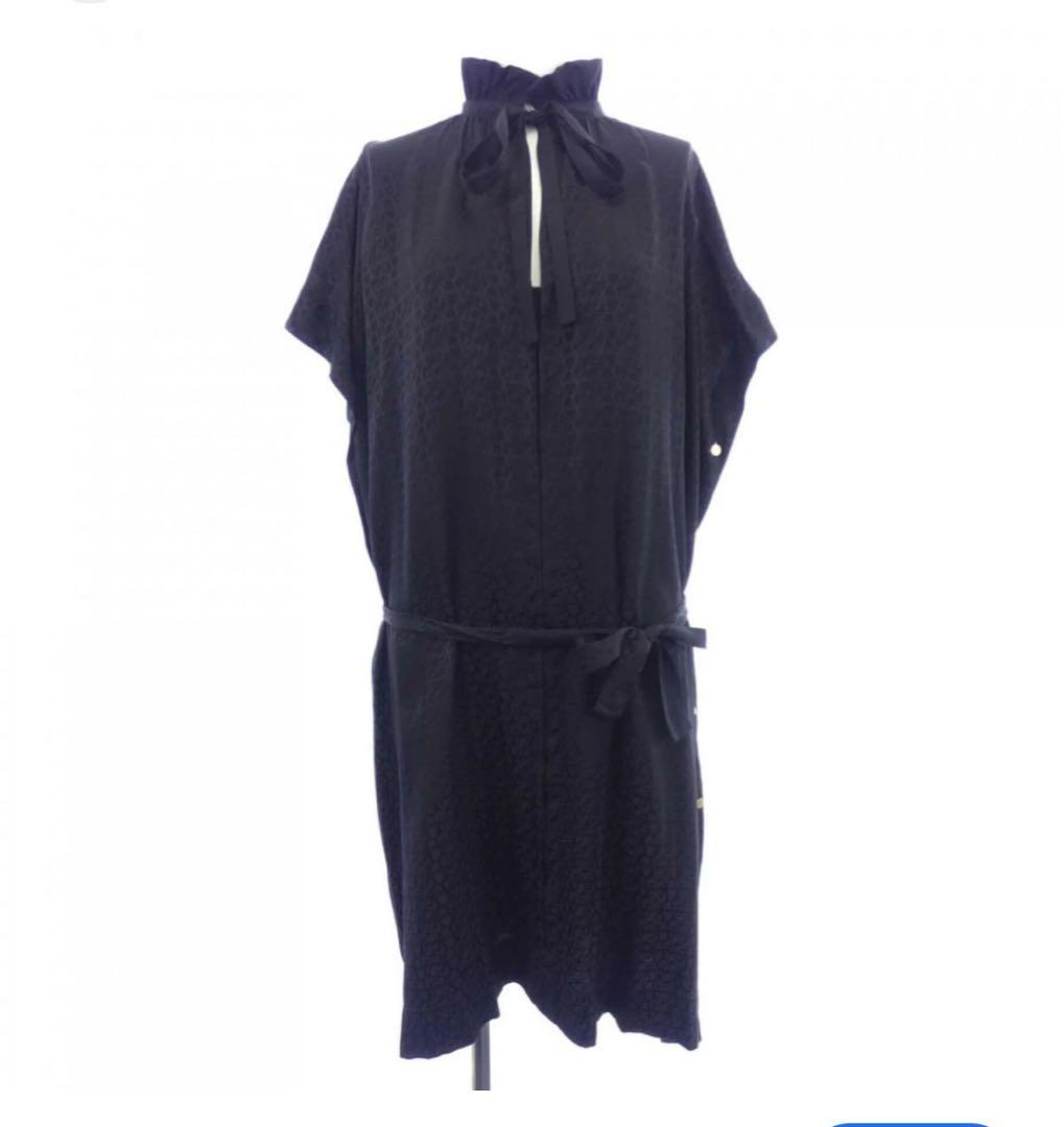 【mimina様専用】ルイヴィトン　ブラックワンピース