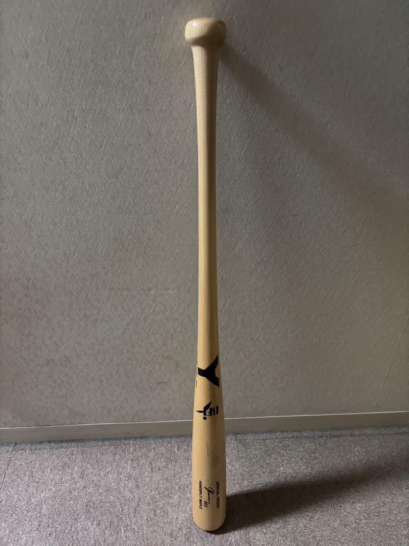 入荷now 安全 marucci 使用回数4回 バット 820g 82cm 中学生硬式 バット