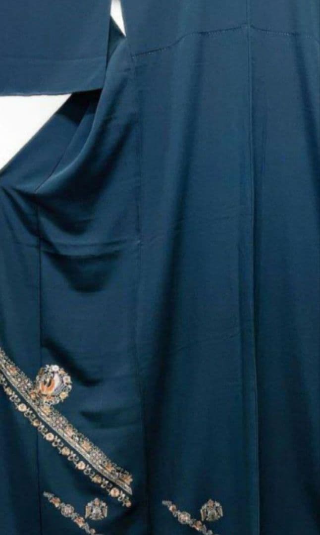 着物 刺繍 藍色系 大島紬 付け下げ 刺繍 唐花 染大島紬 ブルー系 着物 052w