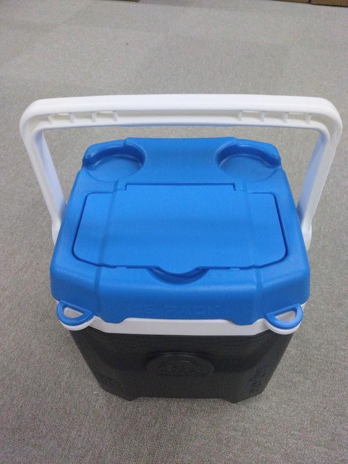 IGLOO イグルー クーラーボックス18pack