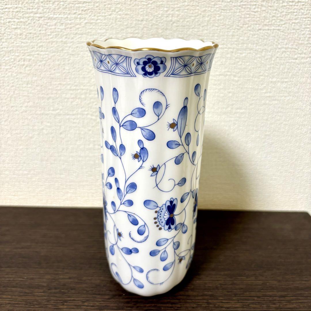ナルミ　ボーンチャイナ　花瓶　フラワーベース