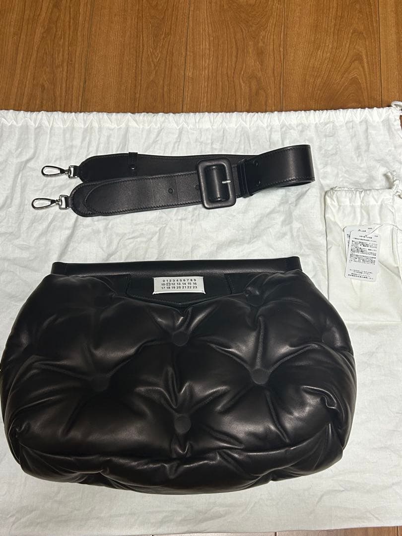 メゾンマルジェラ　グラムスラム　ミディアム　ショルダーバッグ　Margiela