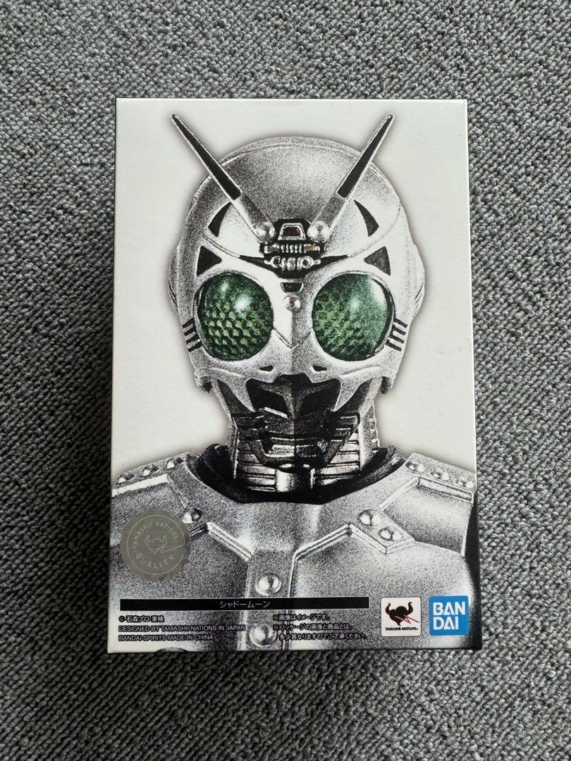 新品未開封 フィギュアーツ 真骨彫 仮面ライダーBLACK シャドームーン