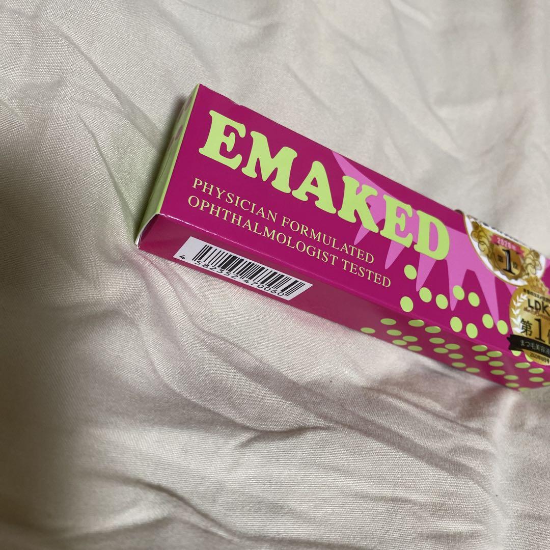 EMAKED まつ毛美容液 眼科医テスト済み