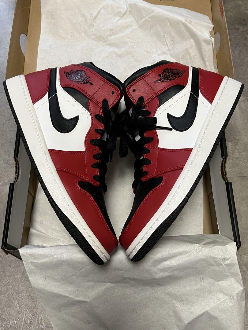NIKE AIR JORDAN 1 MID CHICAGO BLACK TOE