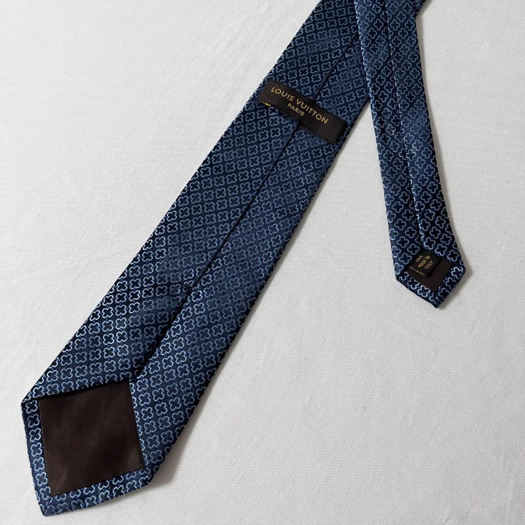 美品 ルイヴィトン Louis Vuitton ネクタイ シルク100% 花柄 美品 LOUIS VUITTON ルイヴィトン ネクタイ シルク100% 花柄