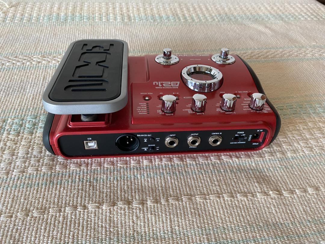 ZOOM ズーム B2.1u マルチエフェクター