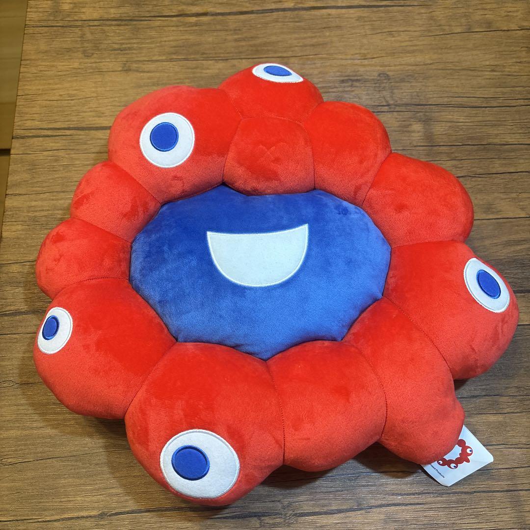 新品未使用　ミャクミャク　なりきりクッション