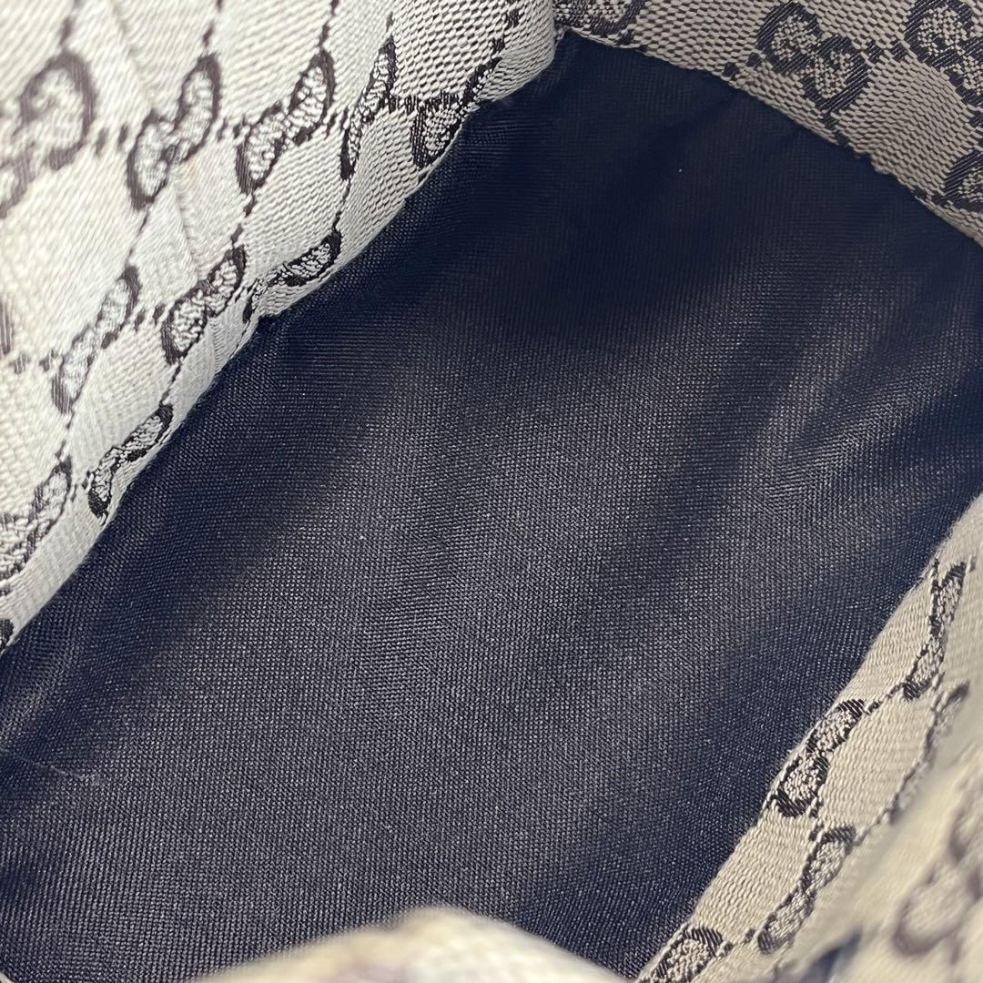 極美品✨ GUCCI バニティポーチ 化粧ポーチ　キャンバス レザー GG