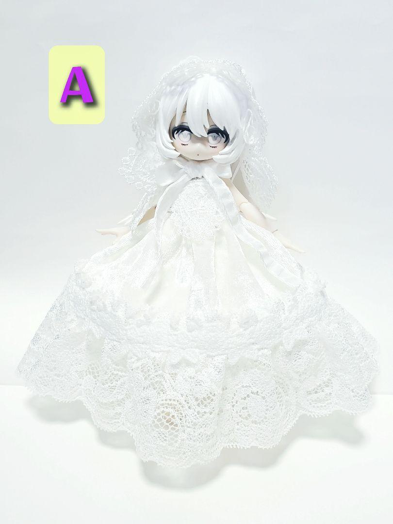 ハンドメイド着せ替え人形　白いカーデ ハンドメイド着せ替え人形白いカーデ