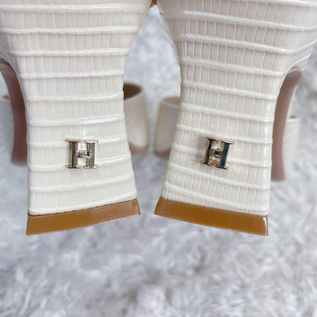 未使用✨herlipto Square-Toe Mules ecru サンダル 未使用✨herlipto Square-Toe Mules ecru サンダル - メルカリ