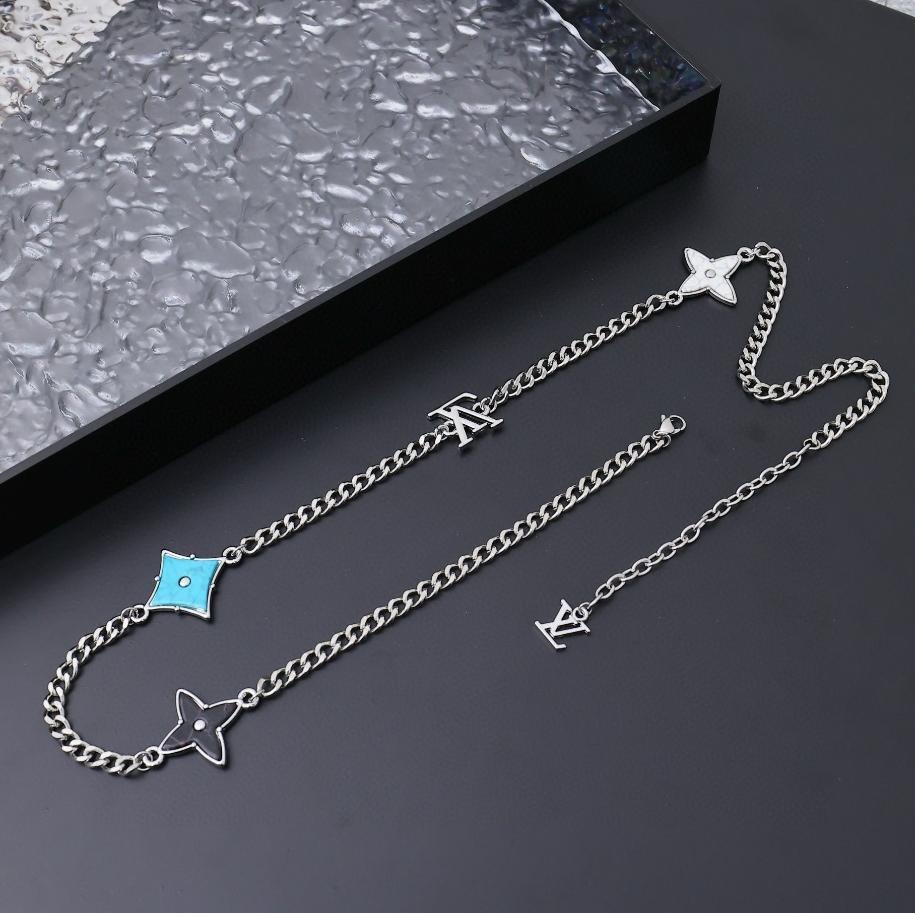 Louis Vuitton シルバー チェーンネックレス